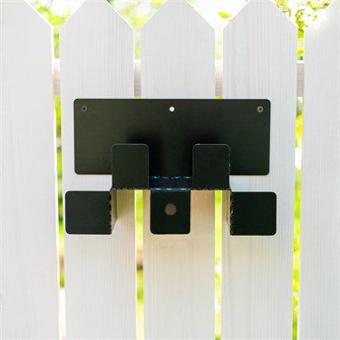 {{photo.Alt || photo.Description || 'Настенный металлический кронштейн для шланга 550-060'}}