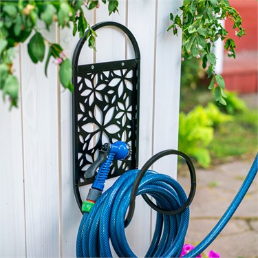 {{photo.Alt || photo.Description || 'Металлический кронштейн для поливочного шланга 802-016B'}}
