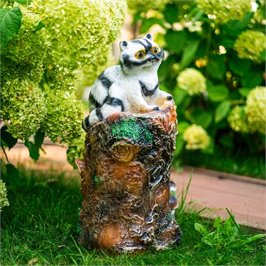 {{photo.Alt || photo.Description || 'Садовая фигура Крошка енот на пне F07058 высота 60 см'}}