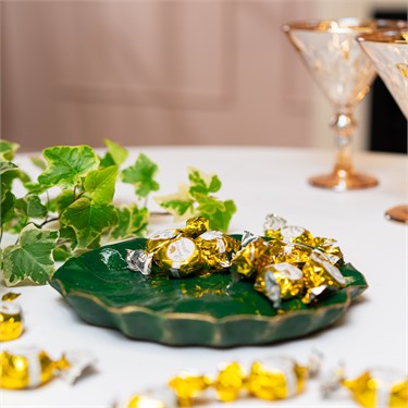 {{photo.Alt || photo.Description || 'Декоративная подставка Лист лотоса U09460 полистоун'}}