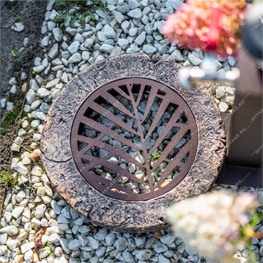 {{photo.Alt || photo.Description || 'Дренажная решетка под камень круглая d=32 см U09505-L стеклопластик и металл'}}