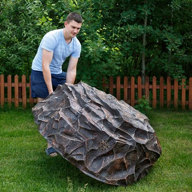 {{photo.Alt || photo.Description || 'Камень Крышка люка U07955 стеклопластик 126 см'}}