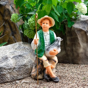 {{photo.Alt || photo.Description || 'Садовая фигура Пастушок'}}