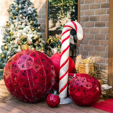 {{photo.Alt || photo.Description || 'Фигура Конфета Трость H 122 см'}}