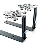 в комплекте 2 кронштейна