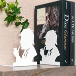 ограничители для книг на полке