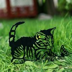 металлическая фигура для декора в саду