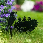 ласточки в саду