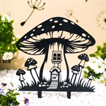 грибы в саду