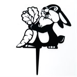 зайка в саду