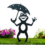 лягушка в саду