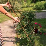 опора в стильной покраске