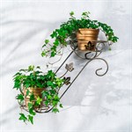 на стену для двух кашпо