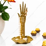 в подарок женщине и девушке