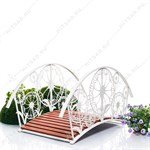 из металла и дпк