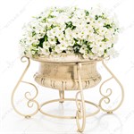 вазон из металла и стеклопластика вазон из металла и стеклопластика