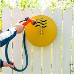 с кронштейном для шланга