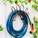 настенный держатель для шланга