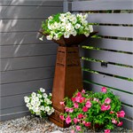 вазон для декора в саду