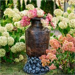 амфора в саду и доме