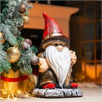 Фигура новогодняя декоративная Гном на пеньке F08404 полистоун h=55 см F08404 - фото 119202