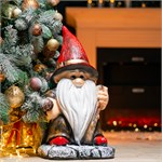 Фигура новогодняя декоративная Гном на пеньке F08404 полистоун h=55 см F08404 - фото 119204