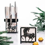 с лошадью с лошадью