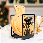 кошка с подарком