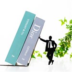 мужчина на полке