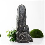 камень высотой 132 см