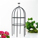 опора для растений с фонарём для дачи