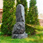 камень из стеклопластика