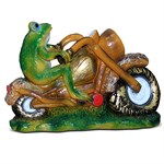 Лягушка мотоциклист фигура для сада F07842 - фото 14179