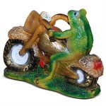 Лягушка мотоциклист фигура для сада F07842 - фото 14181