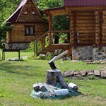 Крышка для люка пень с топором Крышка для люка пень с топором
