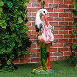 Скульптура для дачи Аист с младенцем