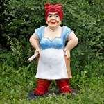 Садовая фигура теща