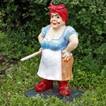 Фигура для дачи теща