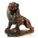 Парковая скульптура льва