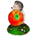 Еж с яблоком