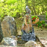 Садовый фонтан из полистоуна