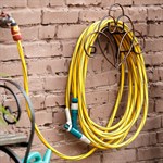 Держатель шланга цена 770 руб. Держатель шланга цена 770 руб.