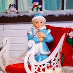 Фигура Снегурочка из стеклопластика 