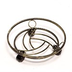 Подставка для цветов из металла