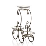 Металлическая подставка для цветов  Металлическая подставка для цветов