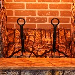 Металлический держатель для дров 