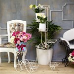 Подставки для цветов металлические