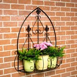 Металлическая подставка на стену