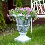 Уличный вазон для цветов