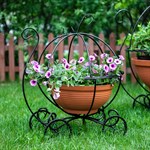 Металлическая подставка для цветов